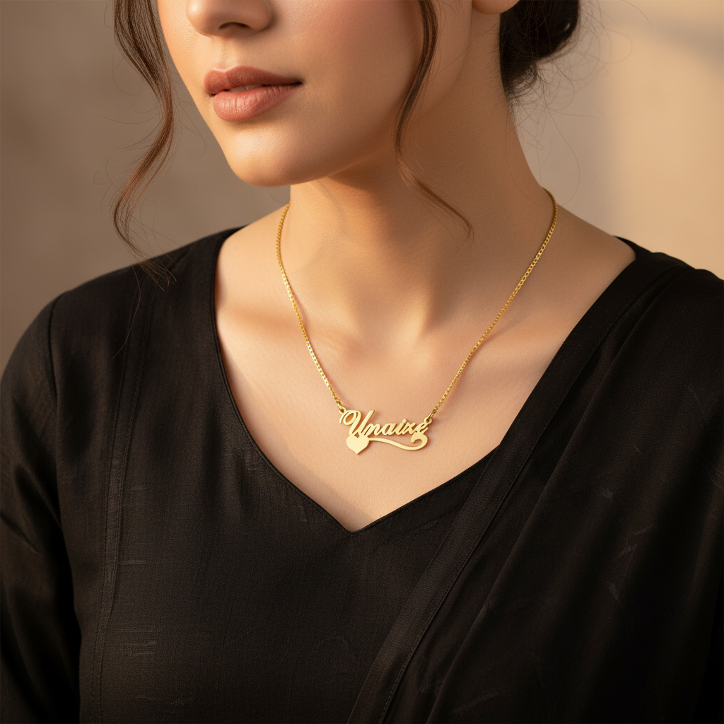 Heart Curve Motif Custom Name Necklace