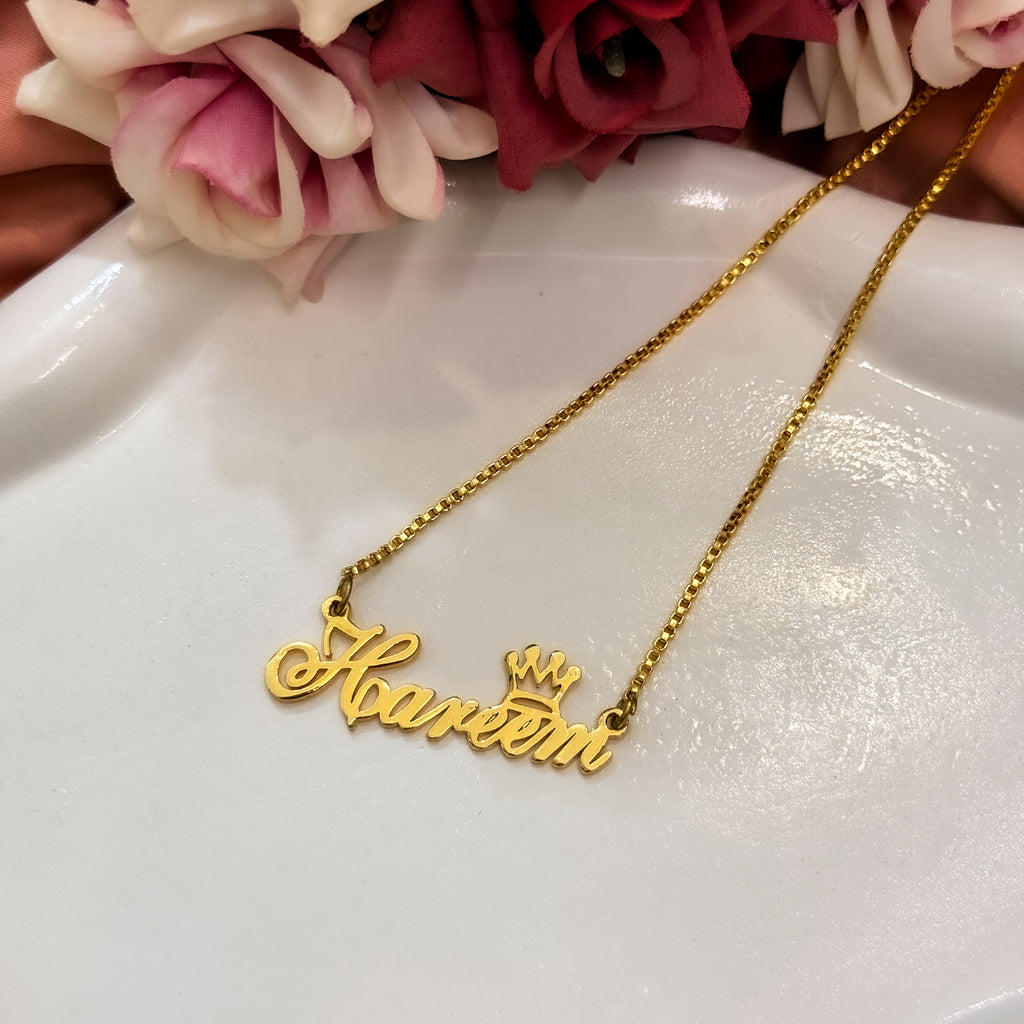 Vivace End Crown Custom Name Necklace