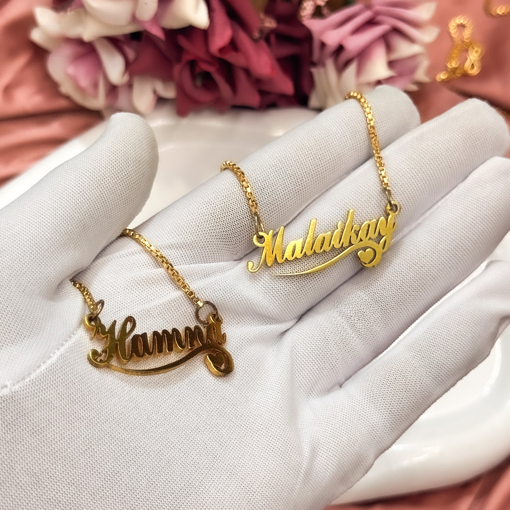 Twirl Heart Motif Custom Name Necklace