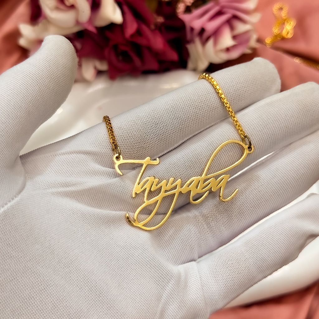 Scriptina Custom Name Necklace